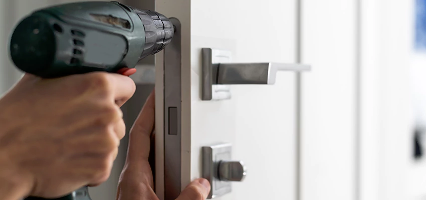 Locksmith For Lock Replacement Near Me in Hilmar-Irwin, CA