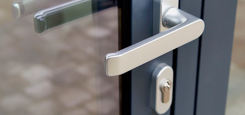 Broken Door Lock Cylinder Repair in Hilmar-Irwin, California