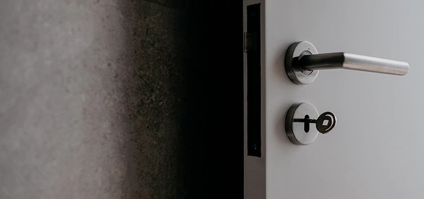 Front Door Handle Repair And Installation in Hilmar-Irwin, CA