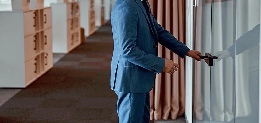 Commercial Glass Door Locks in Hilmar-Irwin, CA